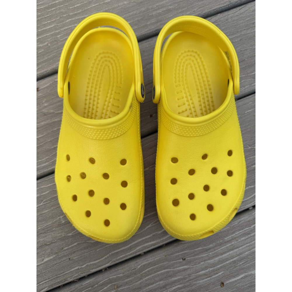 Crocs Unisex Mens 6 Womens 8 Classic Clog Bright Yellow Slip-On Comfort Shoes - Picture 2 of 5